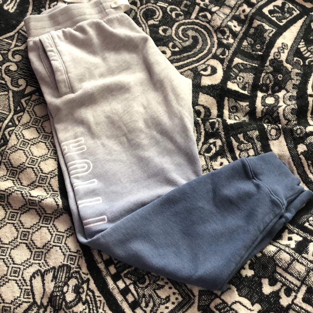 holister sweats